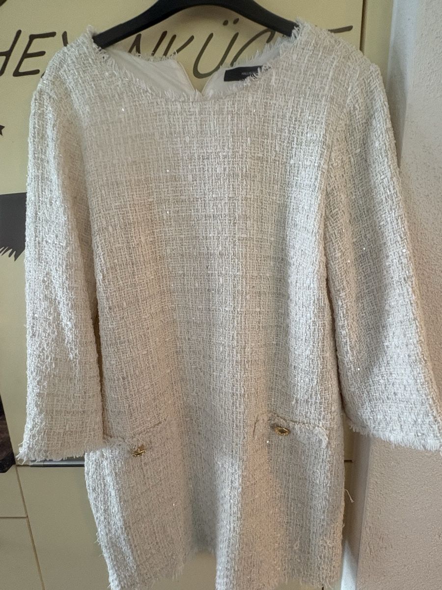 Hallhuber Kleider: Hallhuber Bouclekleid , NP 199 CHF – Gebraucht aus Obbürgen von bugi6868