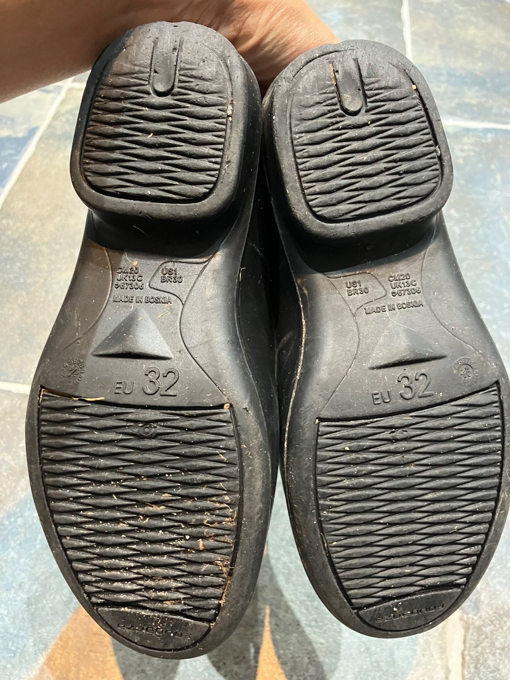 Decathlon Scarpe da uomo: Reitstiefeln Décathlon , 32 – Usato da Epesses venduto da moss_r 1