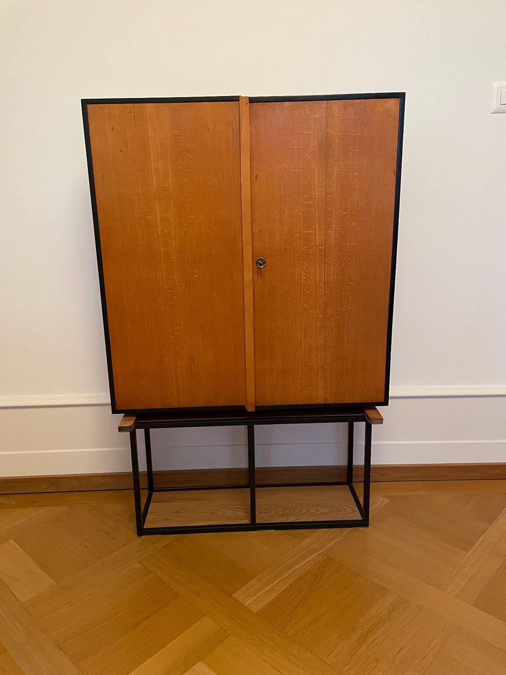 Schränke: Meuble de rangement style industriel – Gebraucht aus Vevey von dam_9t5w 9