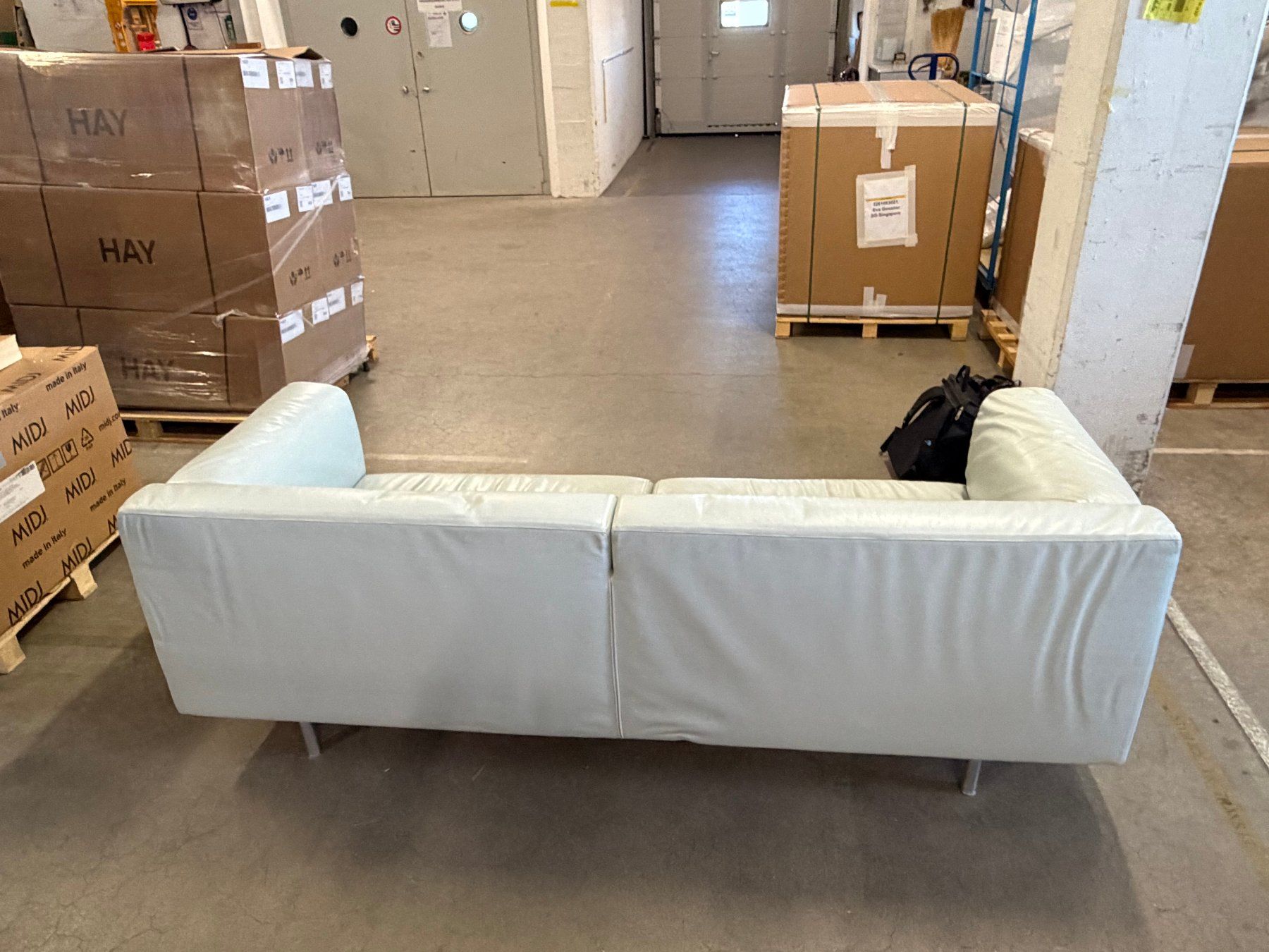 Cassina Divani: Cassina MET Sofa – Usato da Zug venduto da bkinRIO 5