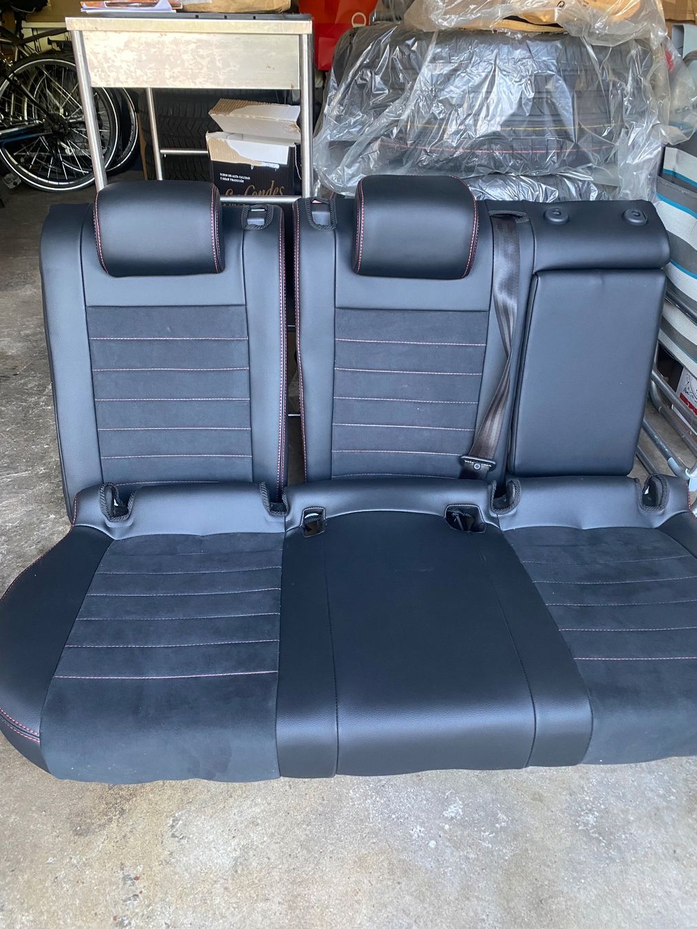 VW Tutti pezzi di ricambio auto: VW Golf 7 Rücksitz – Usato da Buchs AG venduto da tom8