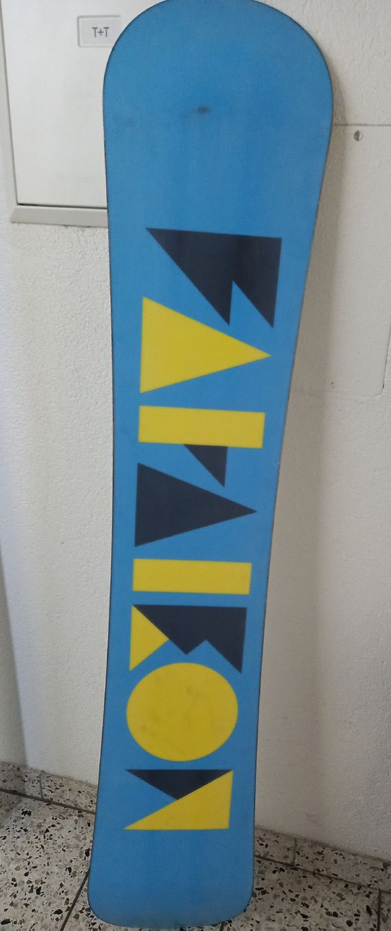 Board: Snowboard🎊 – Nuovo (secondo la descrizione) da Zürich venduto da vik_q29w