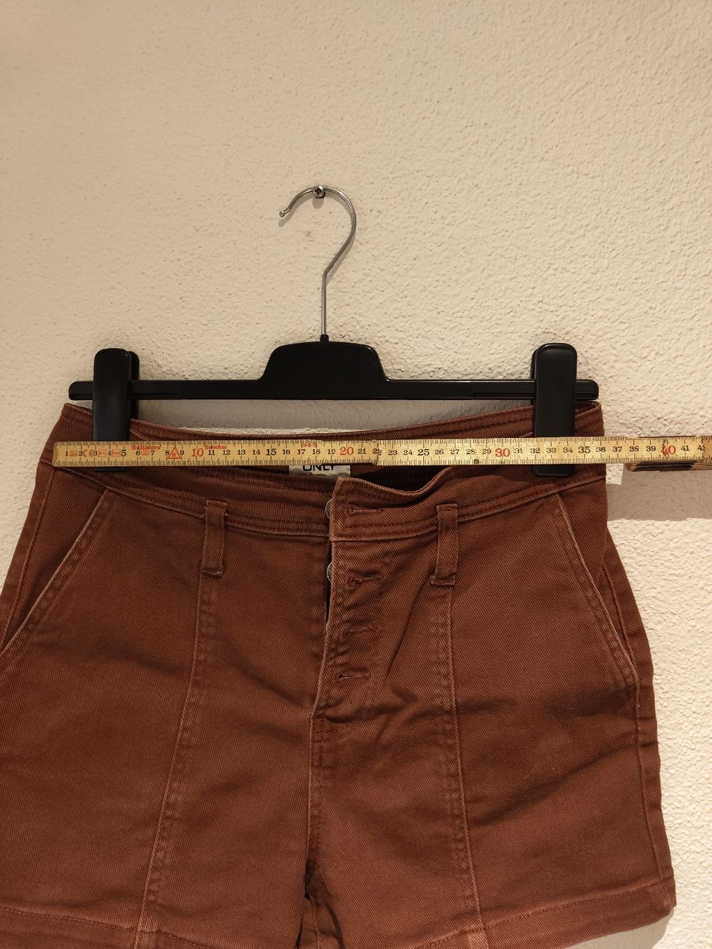Only Pantalons: Shorts, M – D'occasion à Russikon par noraarya 2