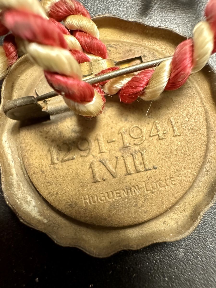 Swiss Placchette & Badge: 1. August Abzeichen 1941 – Usato da Rothrist venduto da Luckywinner 3