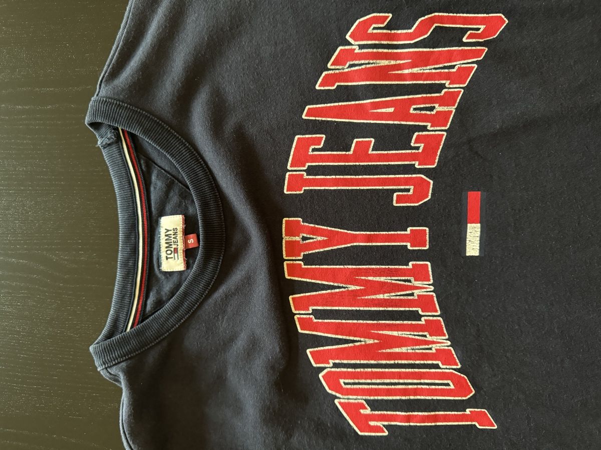 Tommy Hilfiger T-shirt: Tommy Jeans Shirt – Usato da Suhr venduto da sr.96 1