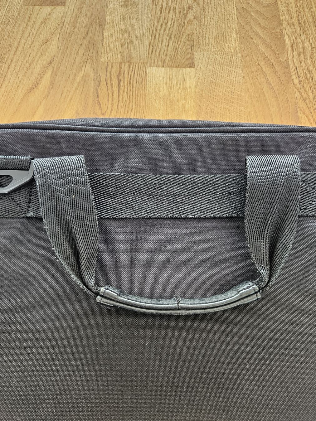 Koffer & Taschen: Schwarze Laptoptasche von Port, neuwertig – Gebraucht aus Ennetmoos von Gamer2 3