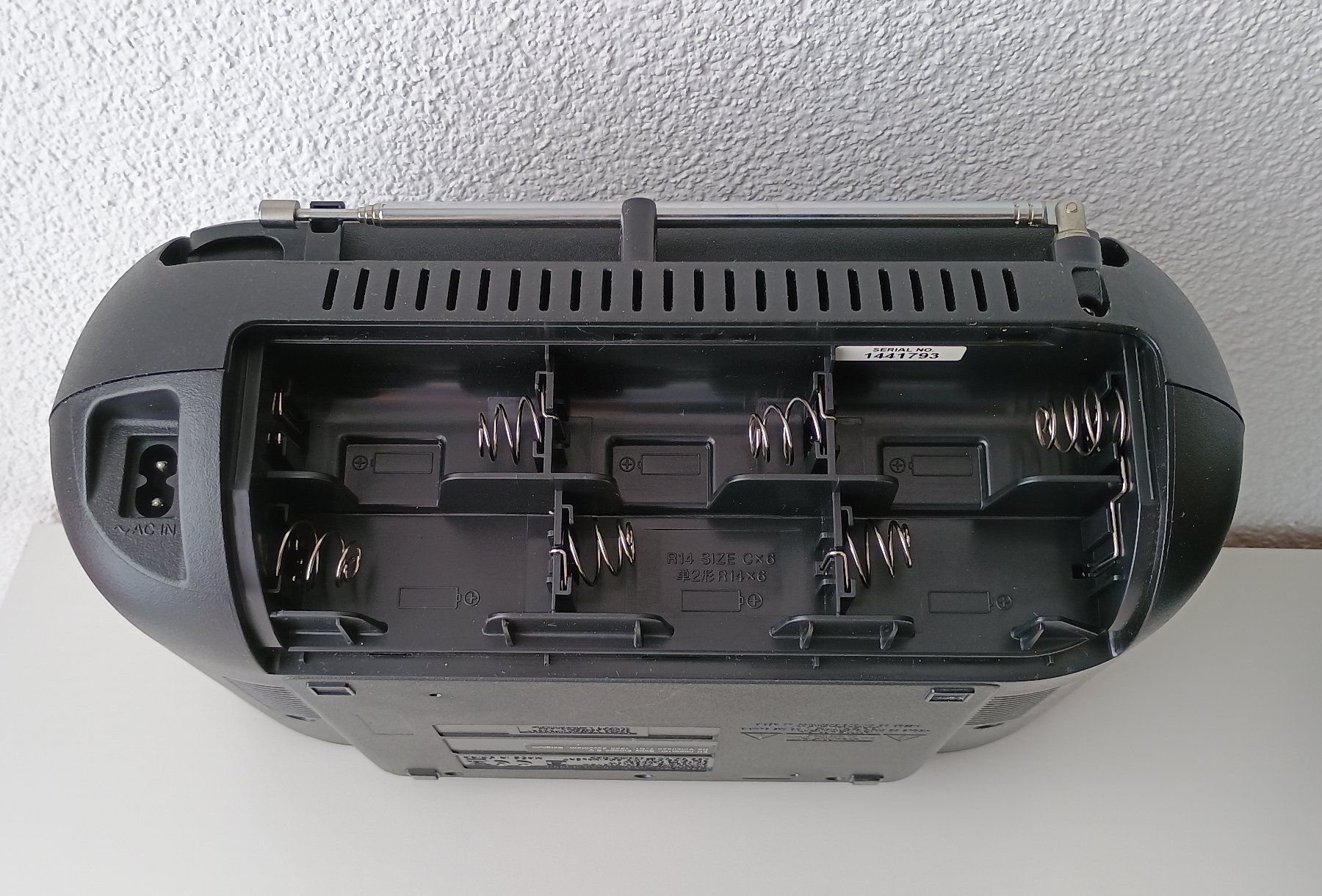 Sony Lettore multimediale & Streamer: SONY DAB+ & FM, CD/MP3, USB, Aux-in, kleiner "Ghettoblaster" – Usato da Dietikon venduto da esOctopus 5