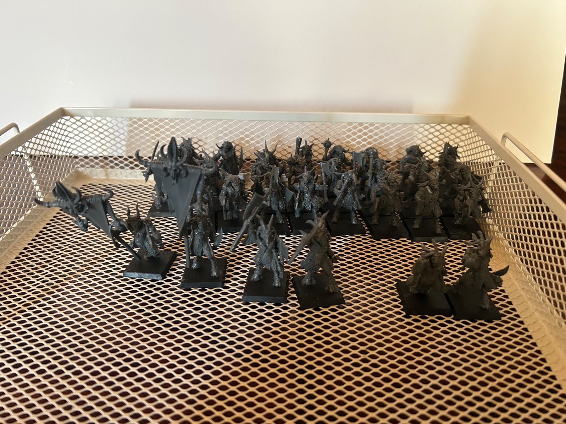 Kit di modellismo & Modellini statici: WARHAMMER TOW GOR HERD – Usato da Le Brassus venduto da Hollywood_gni