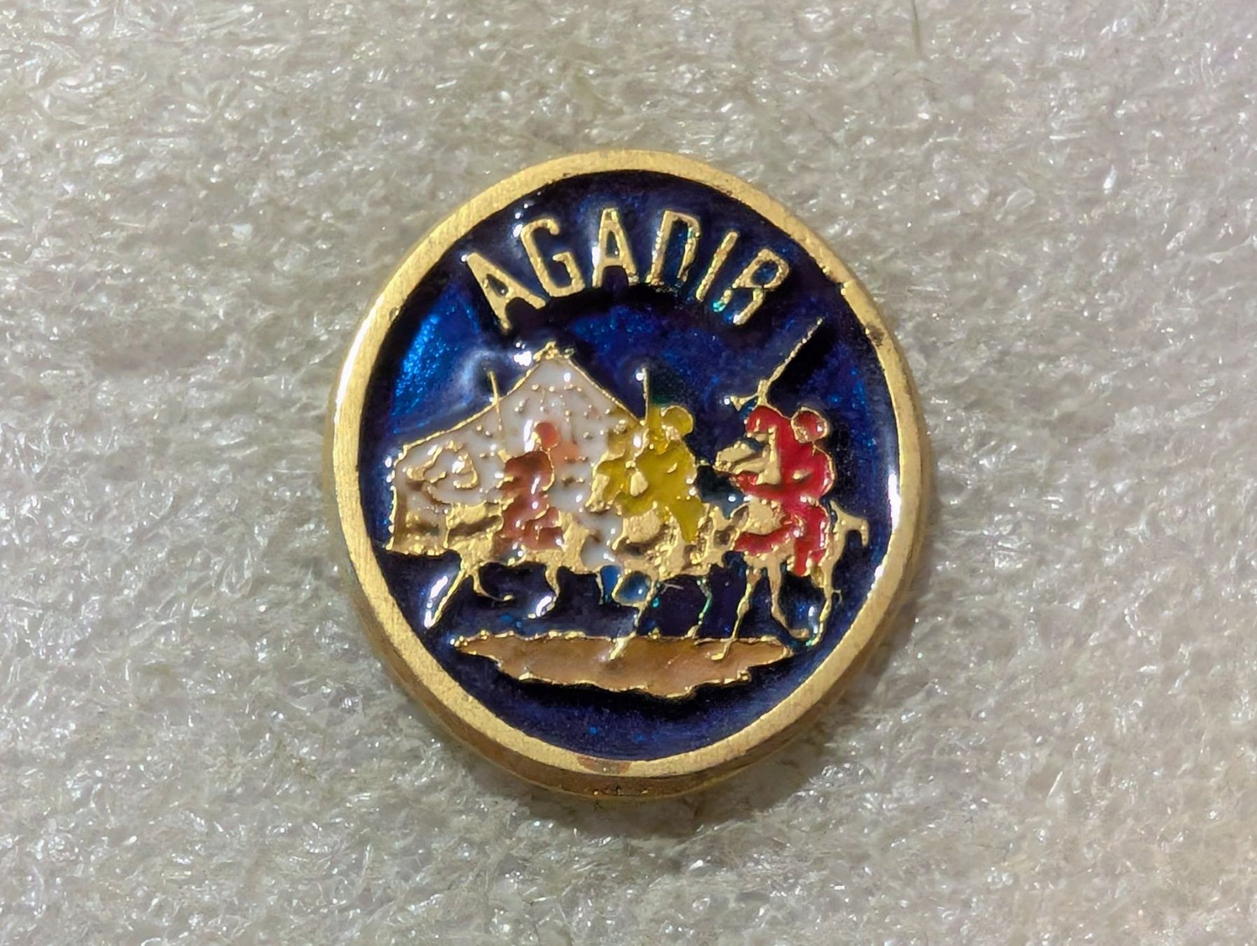 Placchette & Badge: Ansteckpin 106: Agadir – Usato da Oppligen venduto da Pin-Fall-Shop