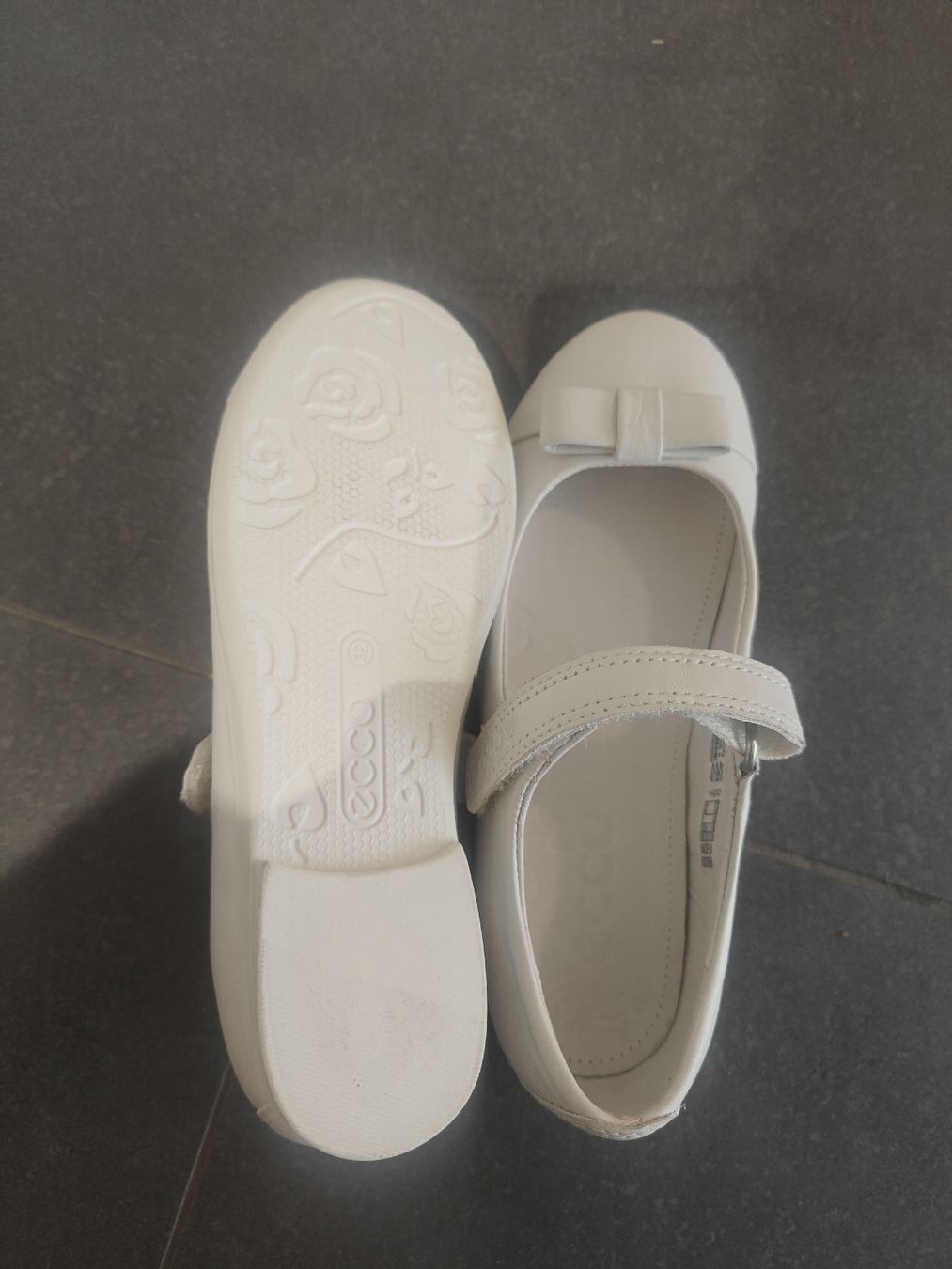 Ecco Schuhe für Mädchen: Leder Schuhe Ecco in gr.32, neu – Neu (gemäss Beschreibung) aus Fällanden von antogranell 1