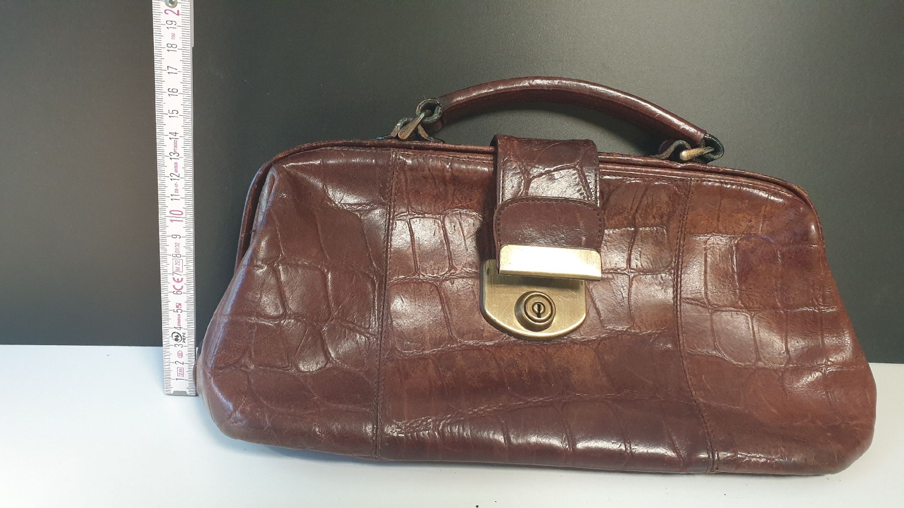 Borse da donna: Sac à main marron vintage  – Usato da St-Sulpice VD venduto da Miwix 4