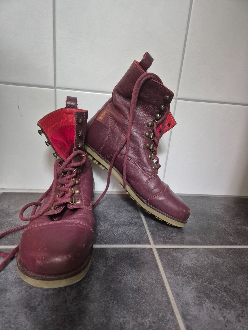 Chaussures femmes: Stiefeletten Gr. 40 – D'occasion à Winterthur par juulipeace