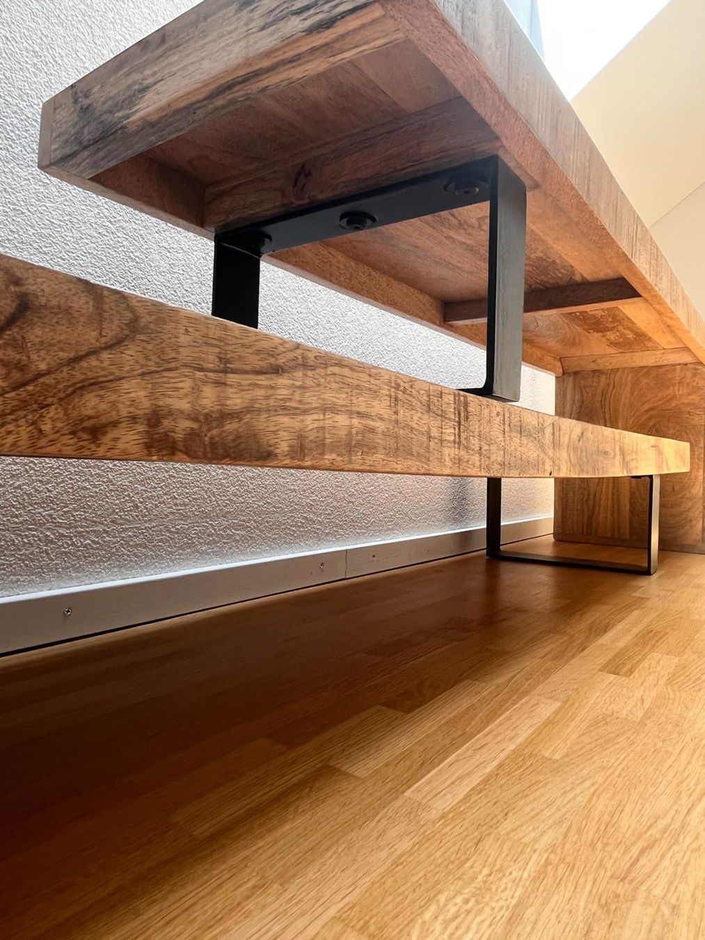 Vidaxl Mobili TV: TV-Lowboard Massivholz Mango – Usato da Winterthur venduto da Pdiddle 5