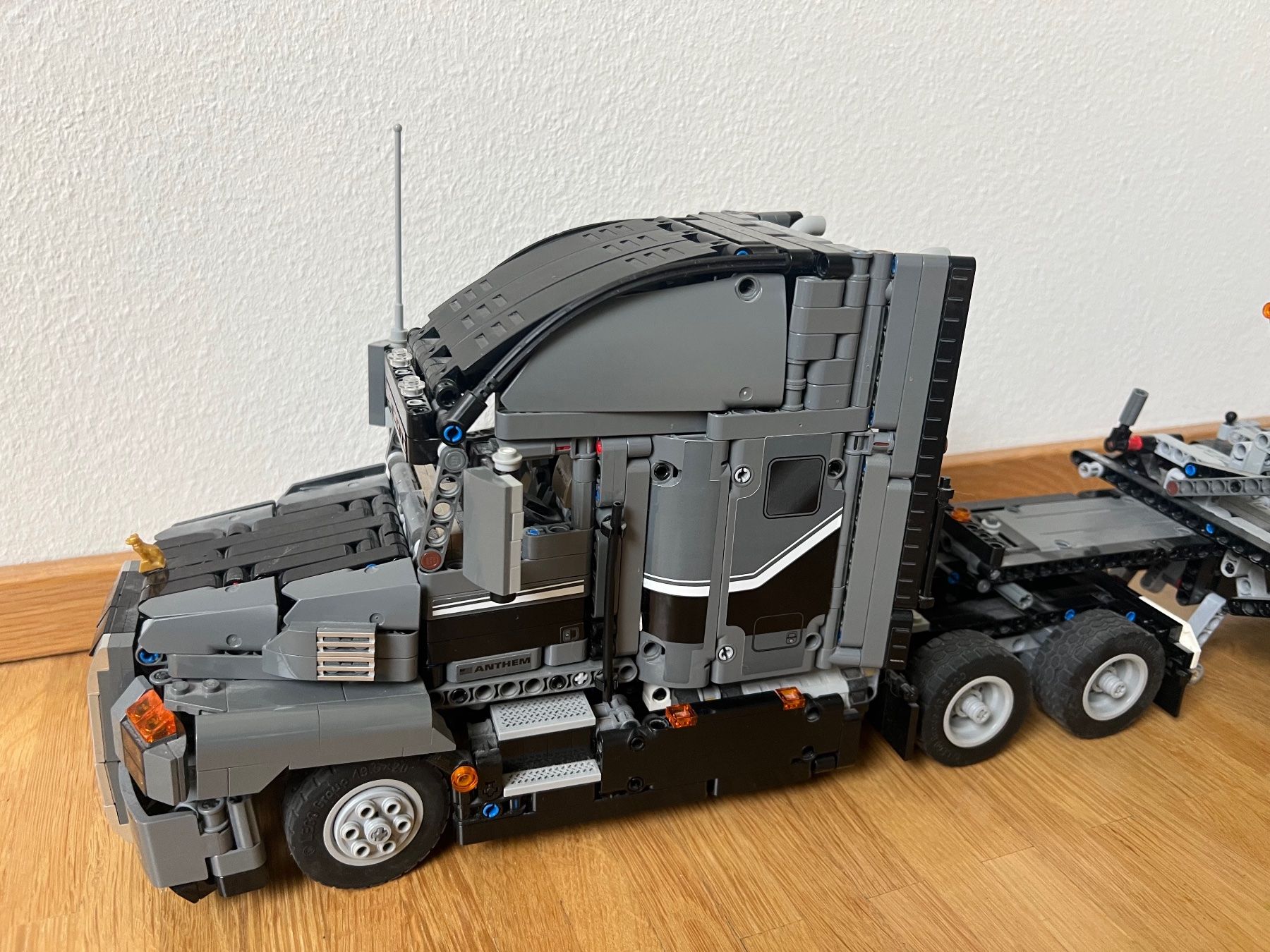 Lego Kit di costruzioni: LEGO Technic Mack Anthem 42078 – Usato da Zürich venduto da luc70 1