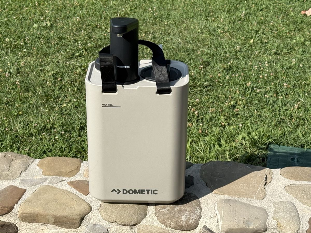 Altro per la casa: Dometic Hydration Water Jug 11L  – Usato da Courgenay venduto da Crapeti
