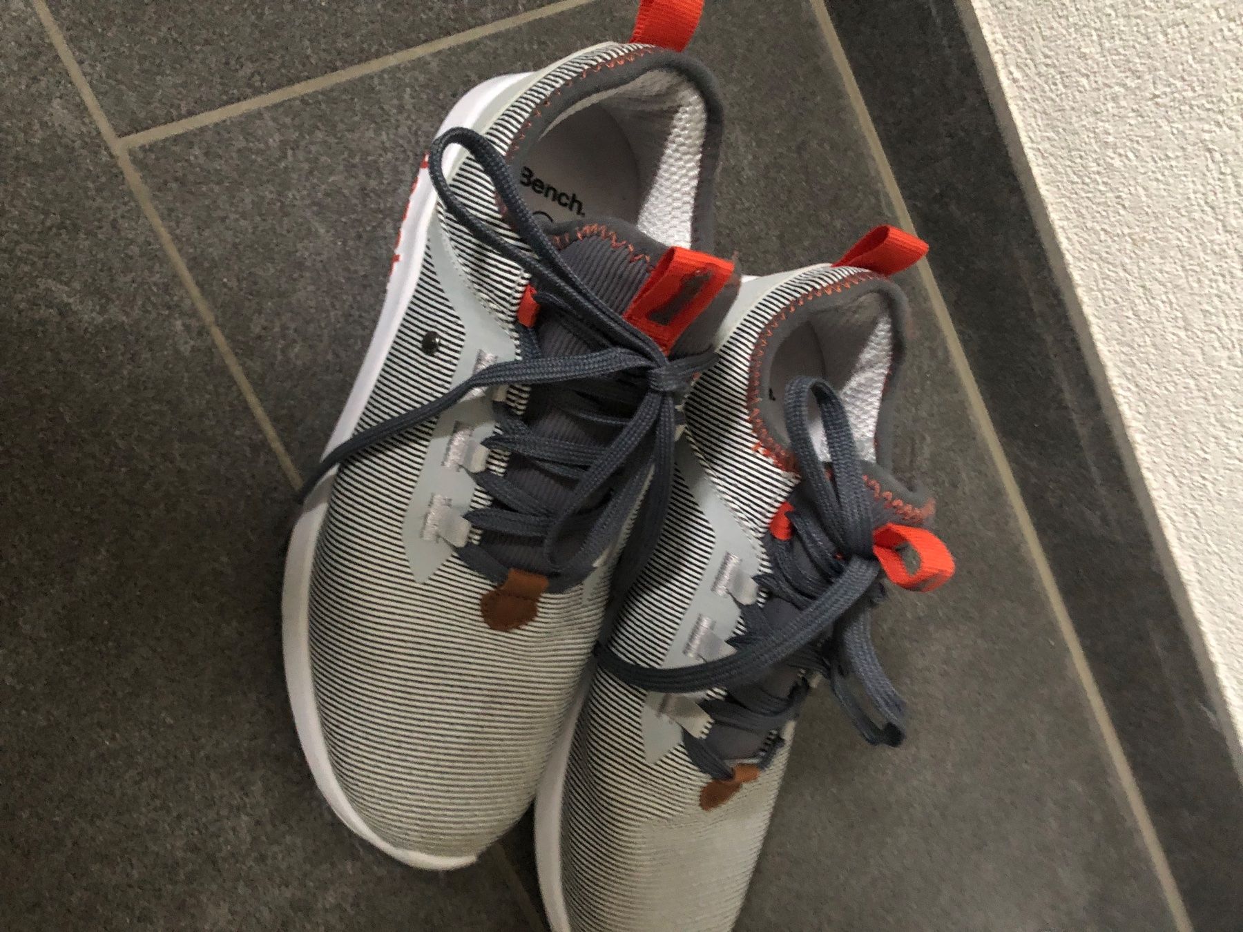 Bench Chaussures garçon: BENCH TURNSCHUHE 37 – D'occasion à Wattwil par jopara 1