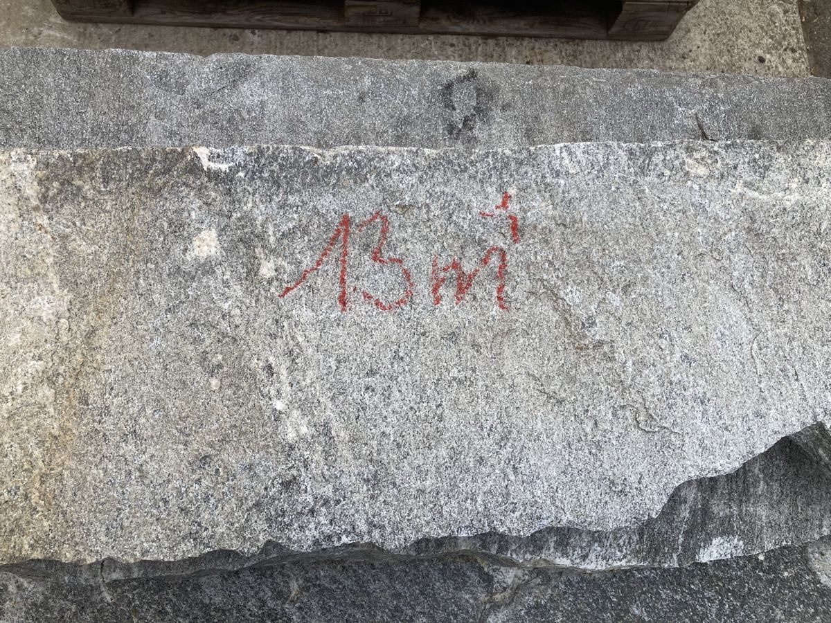 Piatti di portata: Granitplatten Stellplatten  – Usato da Uerkheim venduto da Dealer-4813 1