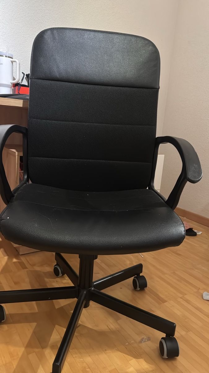 Ikea Stühle: Bürostuhl – Gebraucht aus Kloten von cigiro