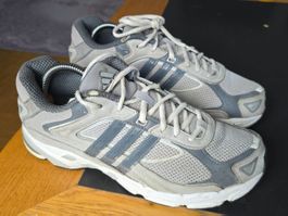 Adidas Response CL Sneaker  .  EU 43 1/3