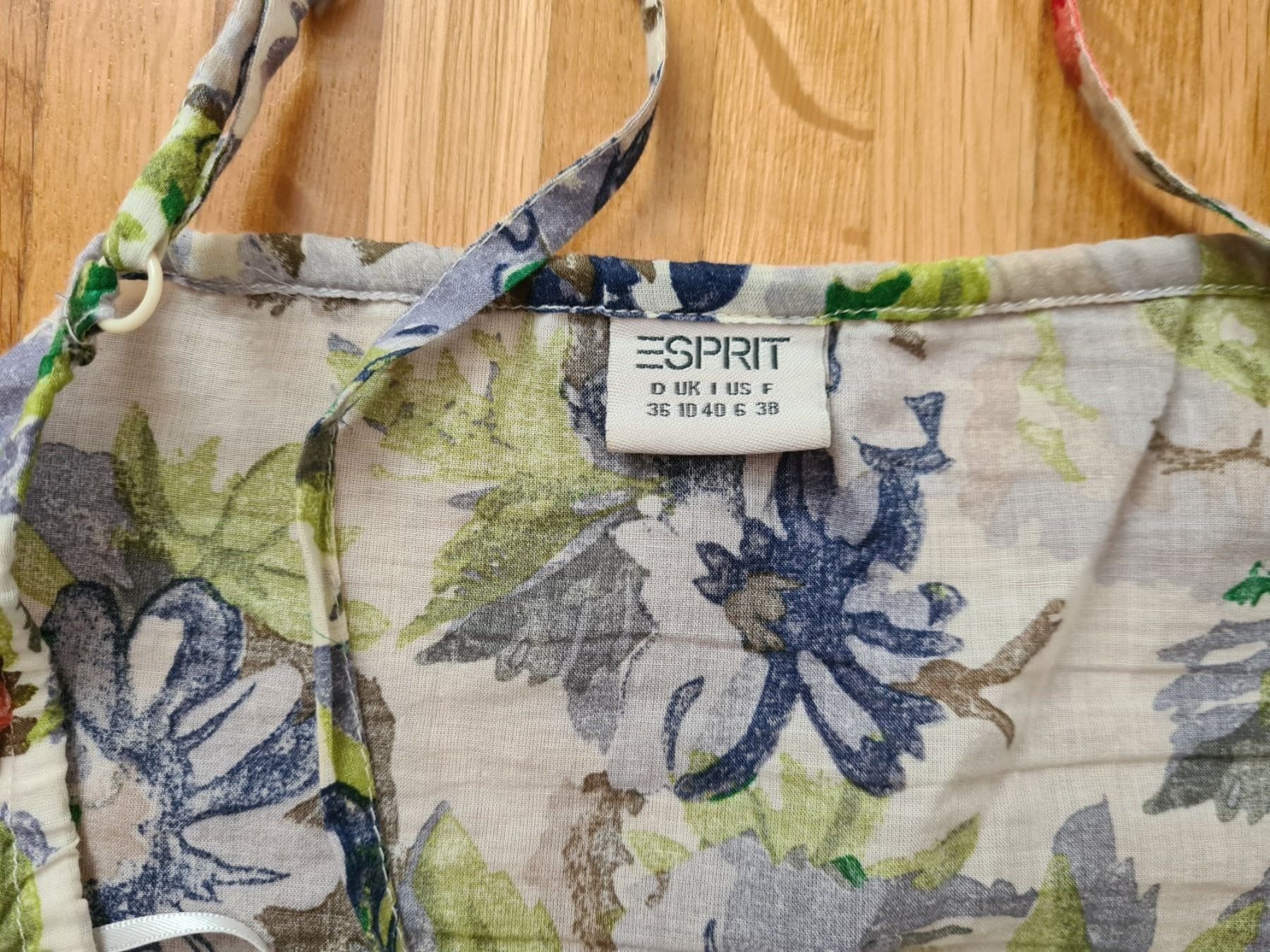 Esprit T-shirt: ESPRIT T-Shirt Gr. S – Usato da Jona venduto da Good_luck_ 4