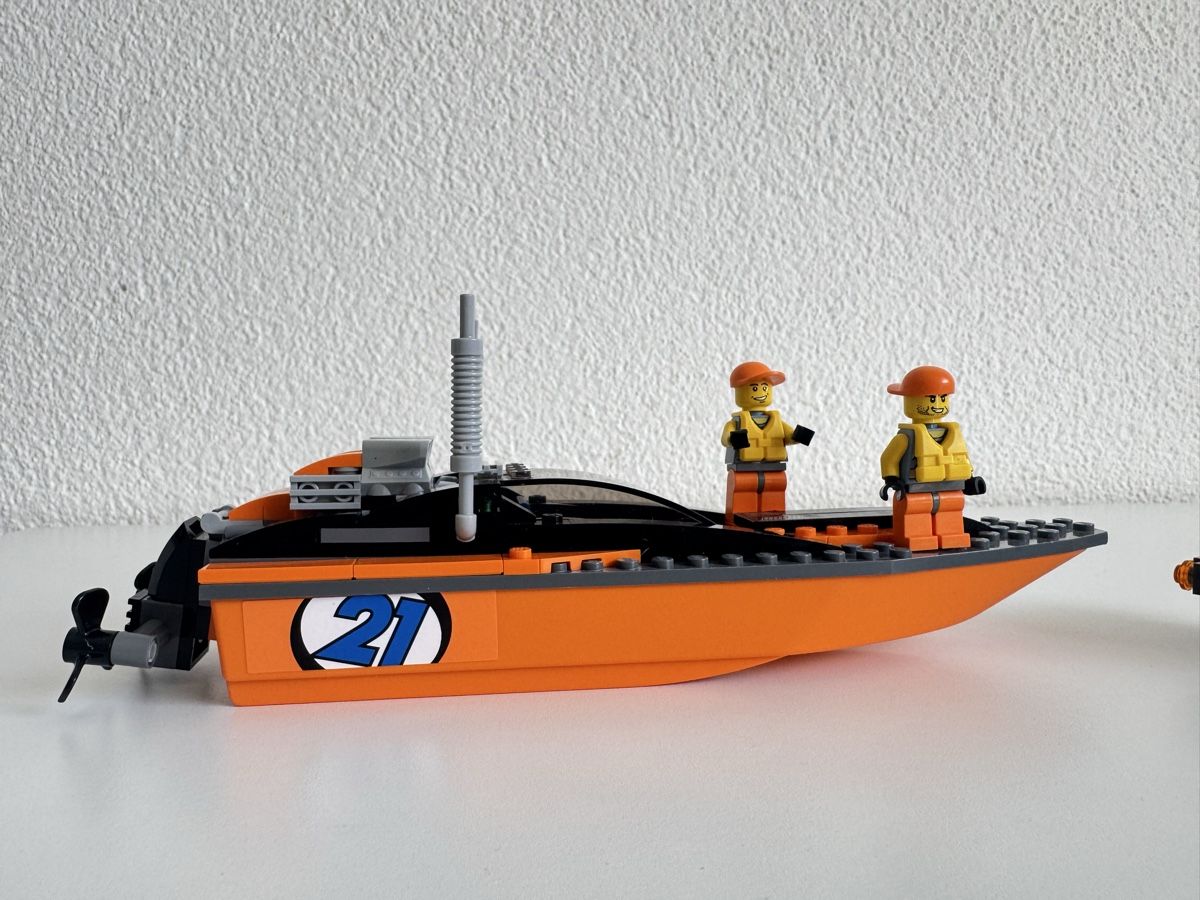 Lego Giocattoli: LEGO City Power Boat Transporter – Usato da Uffikon venduto da matapaloz17 3