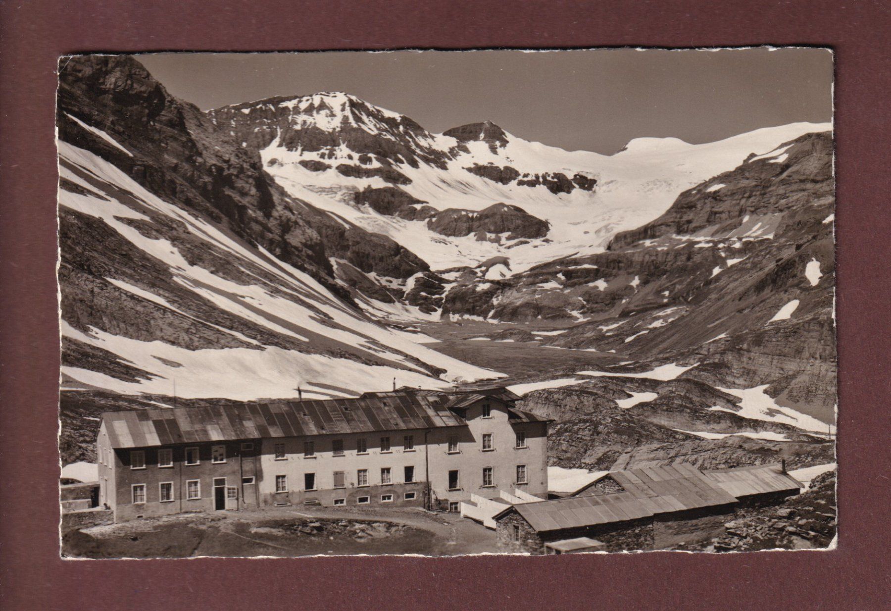 Cartoline postali: GEMMI-PASS - Hotel Wildstrubel – Usato da Pully venduto da nicecards-shop