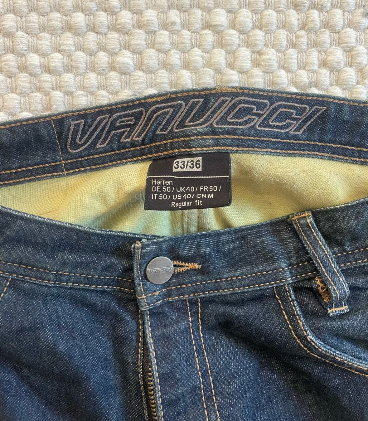 Vanucci Jeans: Motorradjeans Kevlar Vanucci 33/36 – Usato da Zürich venduto da envi01