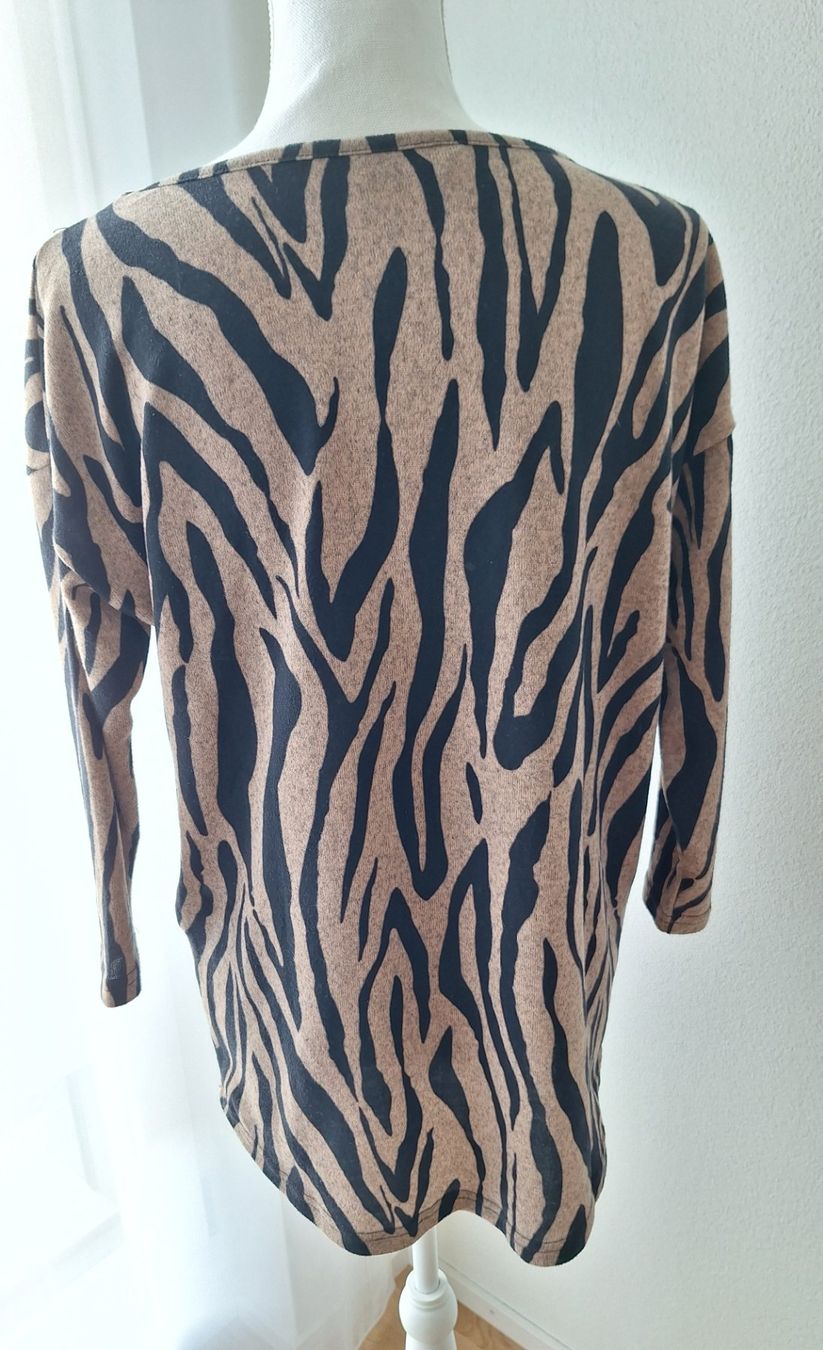 Only Pullover & Sweatshirts: ONLY Pulli Animalprint, Grösse XXS – Gebraucht aus Winterthur von Simply_nm 1