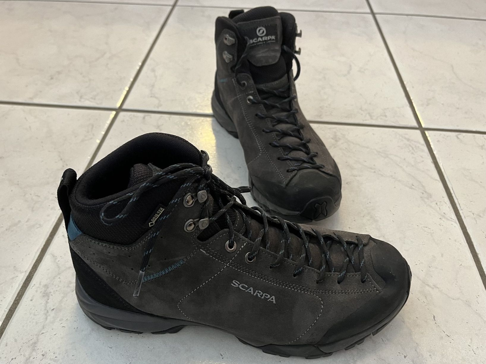 Scarpa Herrenschuhe: SCARPA Mojito Hike Mid-Cut GTX Gr. 43 – Gebraucht aus Maur von 300Jahre 1