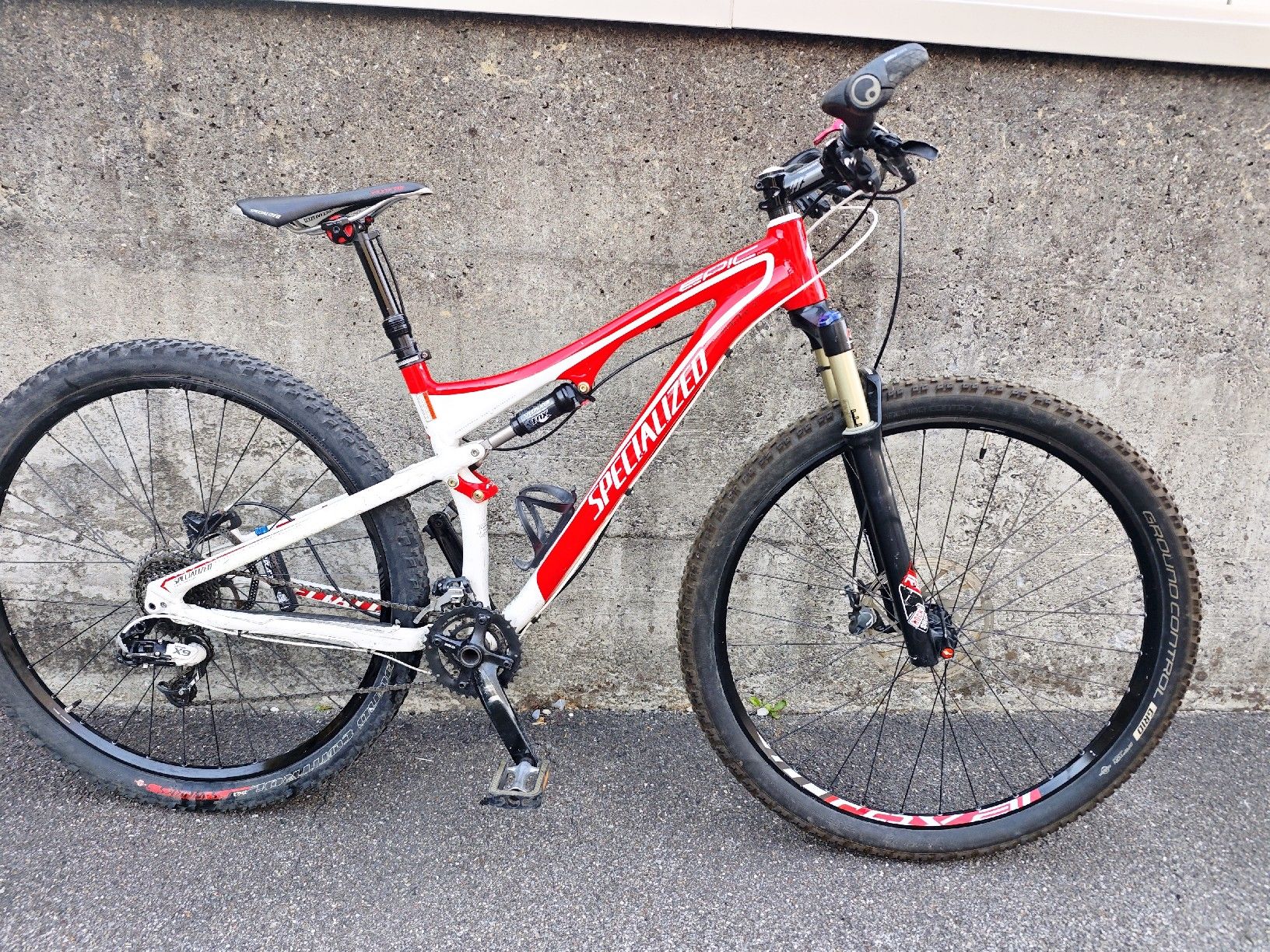 Specialized Biciclette: Specialized Epic Mtb fully xc 29 mtb velo bike M – Usato da Chur venduto da Edina1994 4