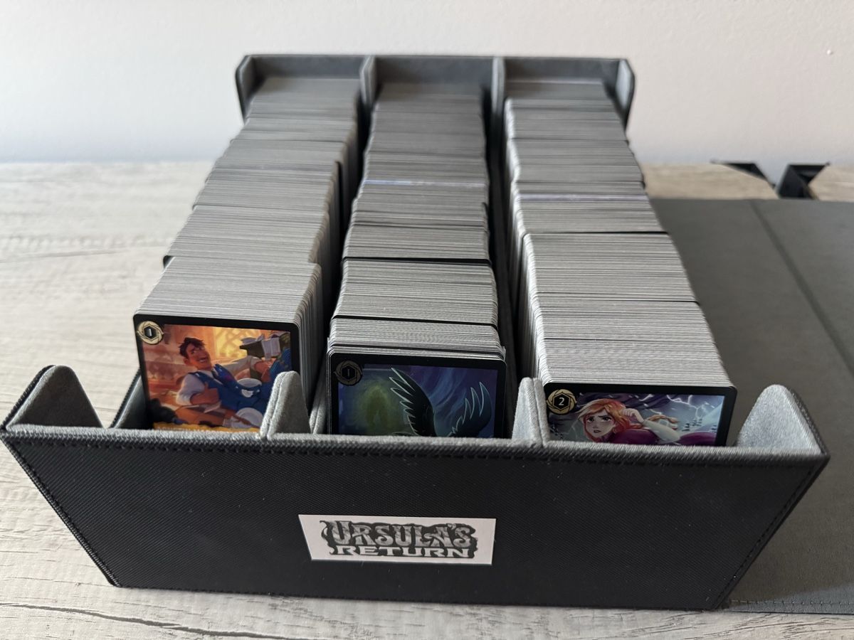 Disney Carte collezionabili: Lorcana Ursula‘s Return Common/Uncommon Bulk – Nuovo (secondo la descrizione) da Winterthur venduto da suntomic