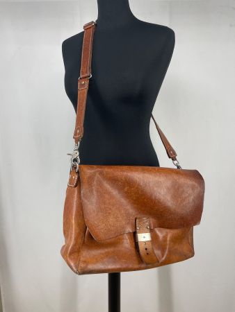 FELISI Sac messenger cuir brun
