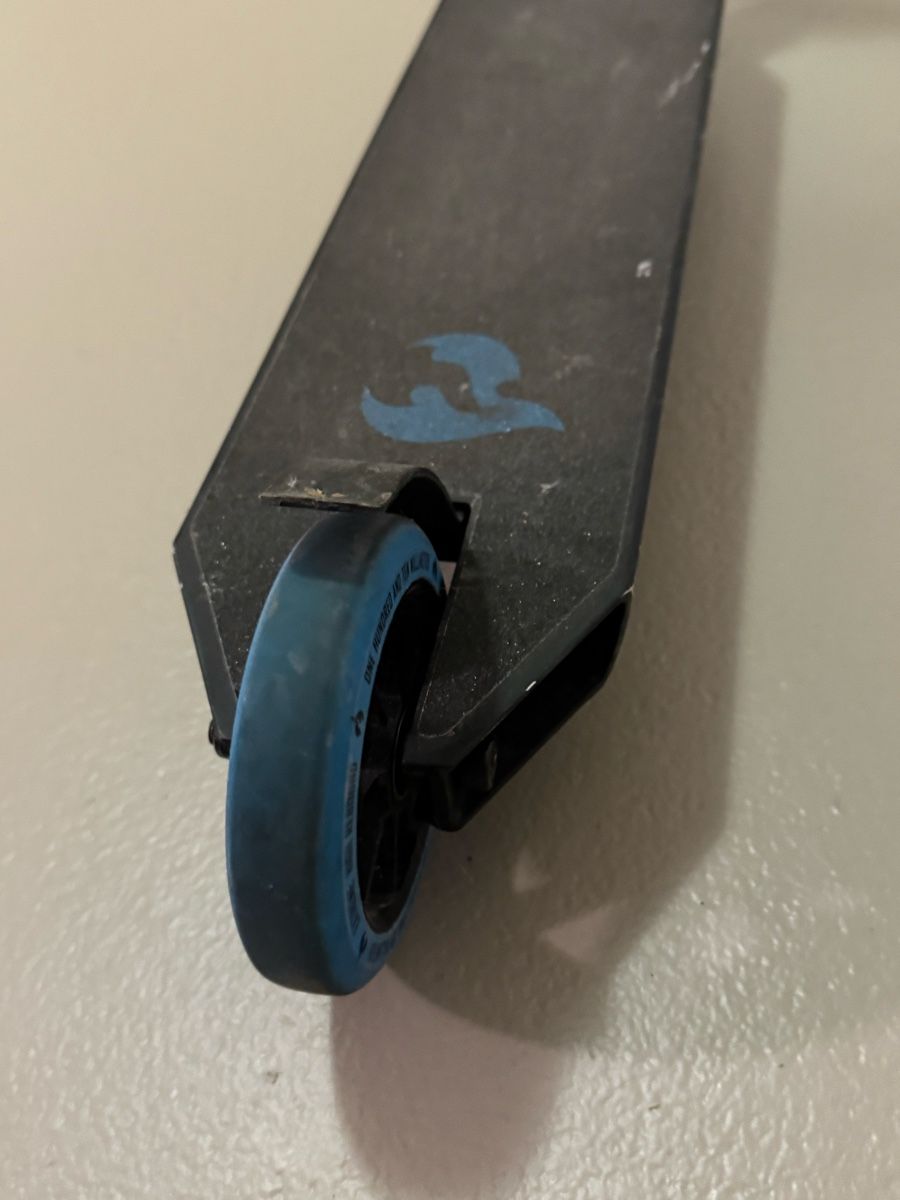 Chilli Kickboard: Chilli Base Scooter blau/schwarz – Usato da Sachseln venduto da Fab_Huw 6