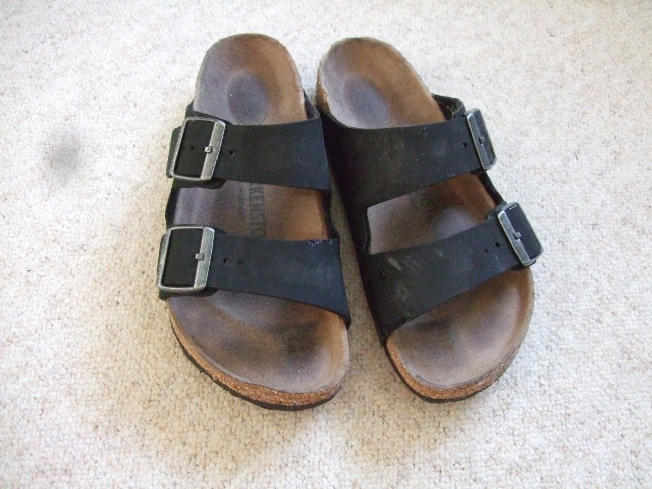 Birkenstock Chaussures femmes: Birkenstock Arizona 37 Schwarz – D'occasion à Gränichen par Ricardo51 1