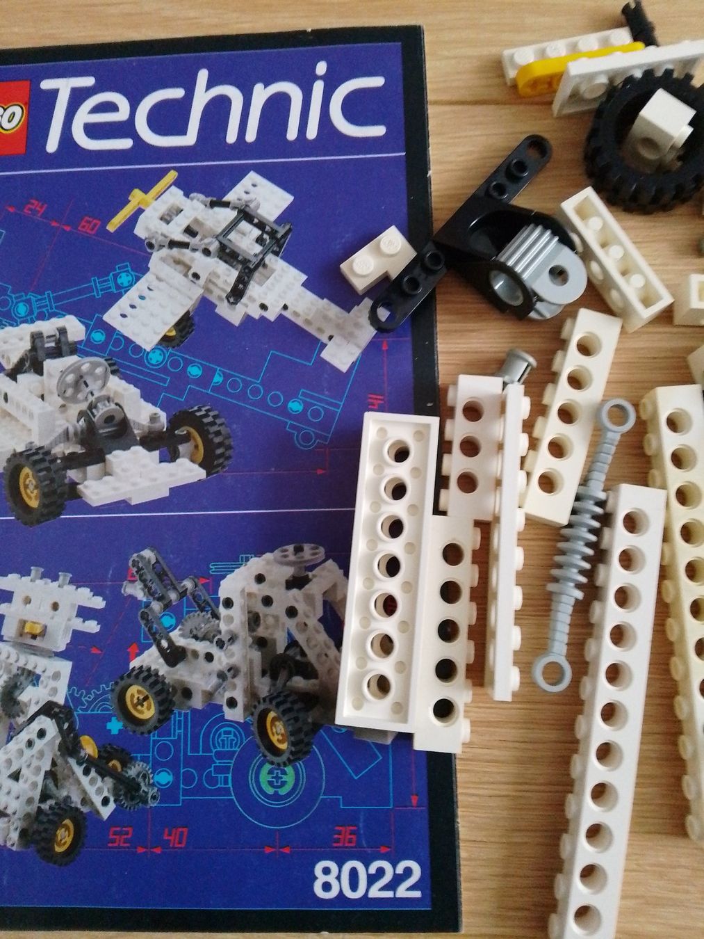 Lego Baukästen: Lego 8022 Technic Starter Set inkl. Anleitung gebraucht 1993 – Gebraucht aus Wohlen AG von salamanderspielwaren 1