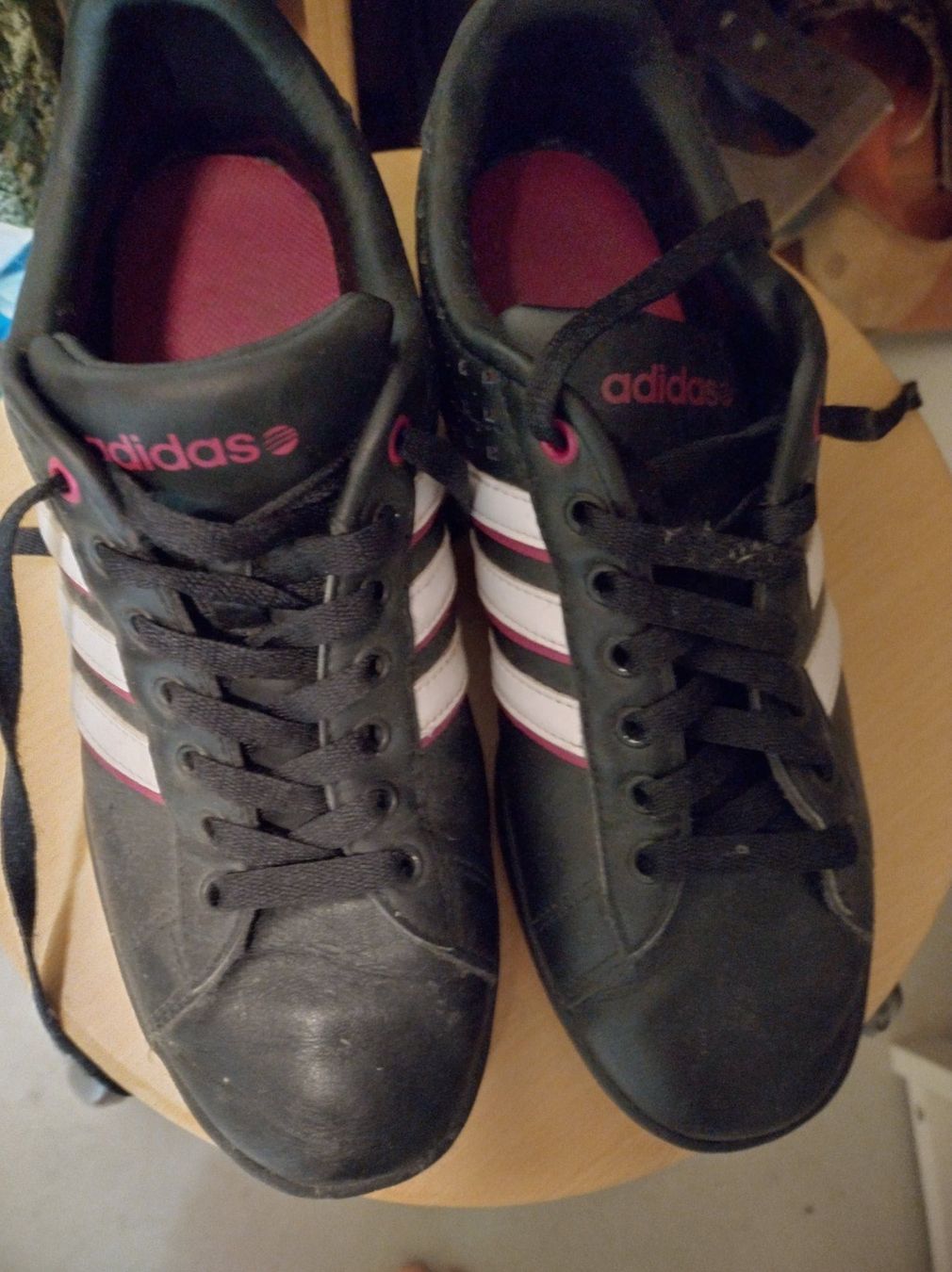 Adidas Scarpe da donna: Adidas Turnschuhe – Usato da Sissach venduto da Remanka