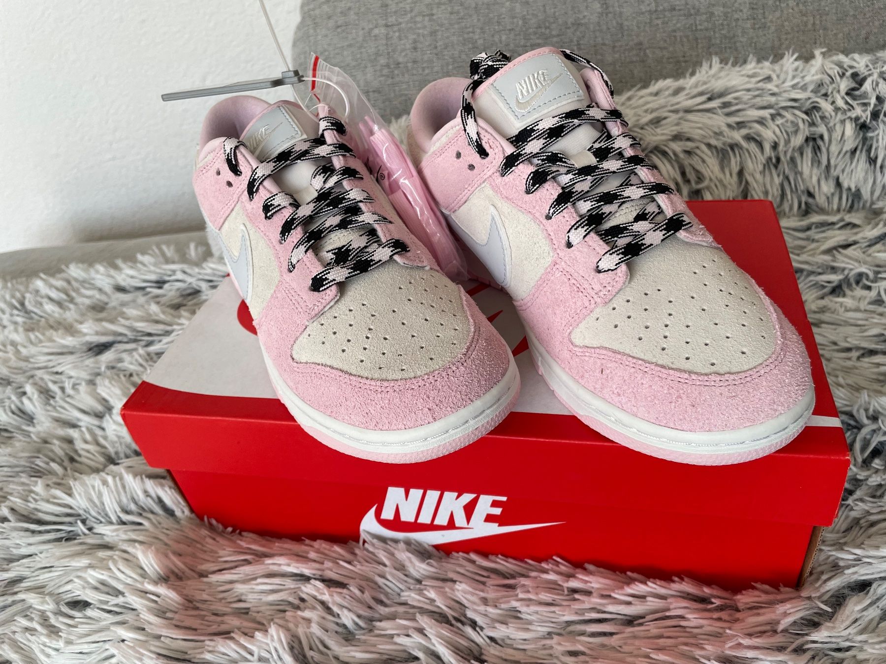 Nike Scarpe da donna: Nike Dunk Low LX "Pink Foam" – Nuovo e nell'imballaggio originale da Aarau Rohr venduto da Vanii97 2