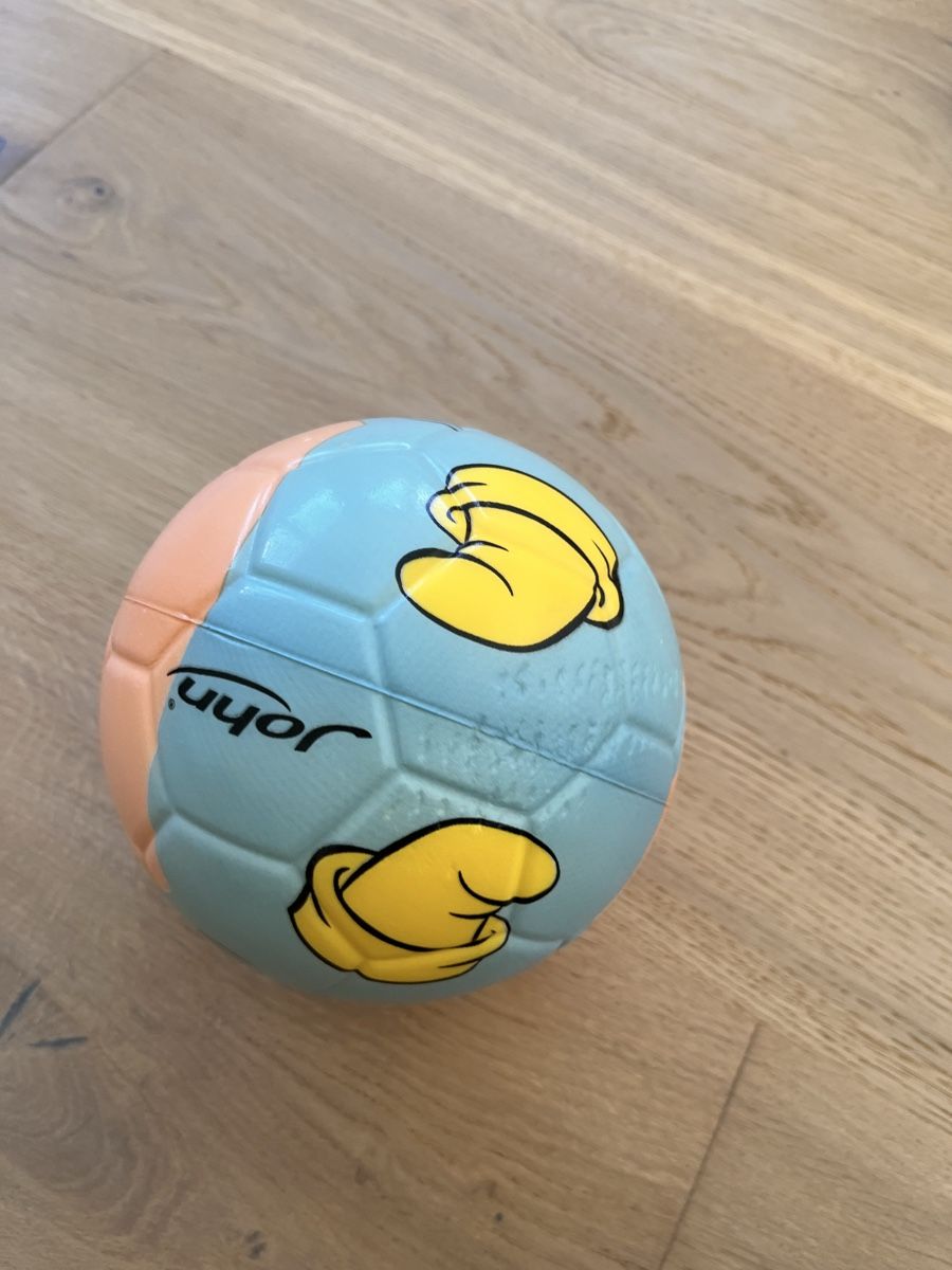 Giocattoli: Dumbo Kinder Ball – Usato da Tagelswangen venduto da PhilipH01 1