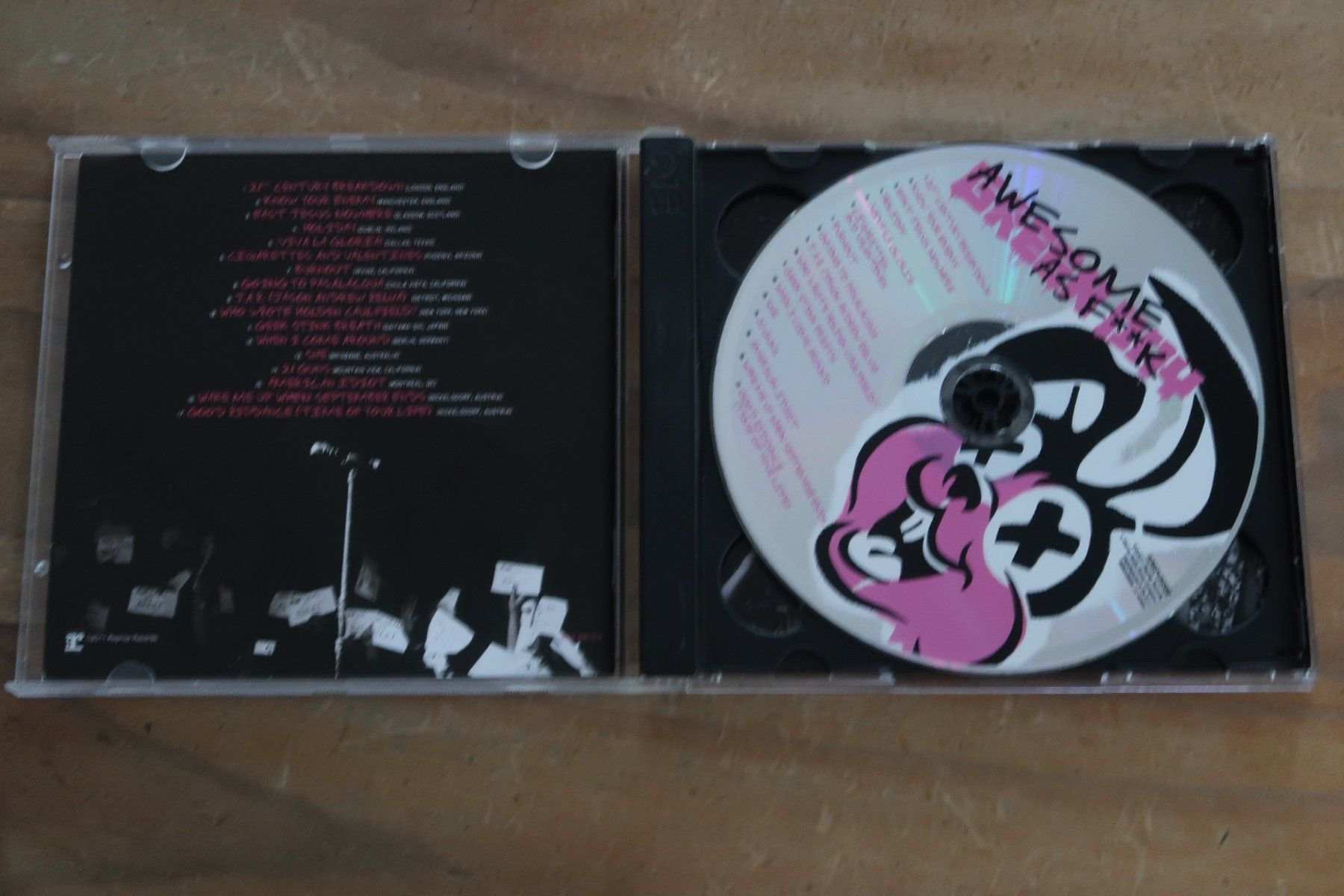 CDs: GREEN DAY - AWESOME AS F**K - CD + DVD – Gebraucht aus Basel von Patiscat 4