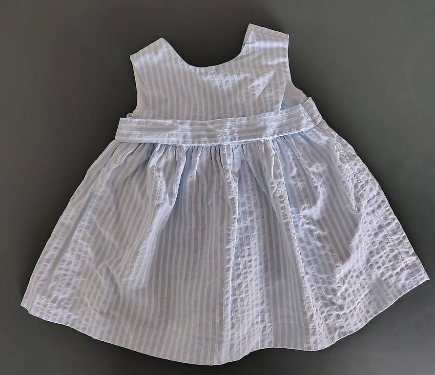Vestiti & Gonne: NEU Anlass Kleid 18 Monate – Usato da Zürich venduto da Tunguskah