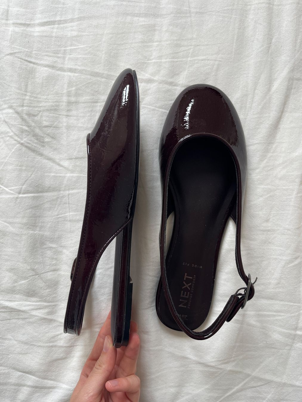 Next Damenschuhe: Sling Ballerina, weinrot – Gebraucht aus Zürich von flelisa