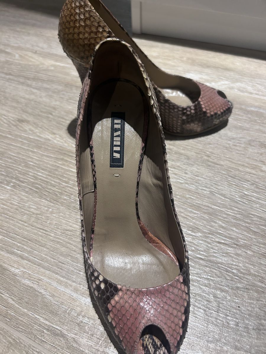 Chaussures femmes: Le Silla python shoes size 37 excellent condition  – D'occasion à Veyrier par aliyag 2