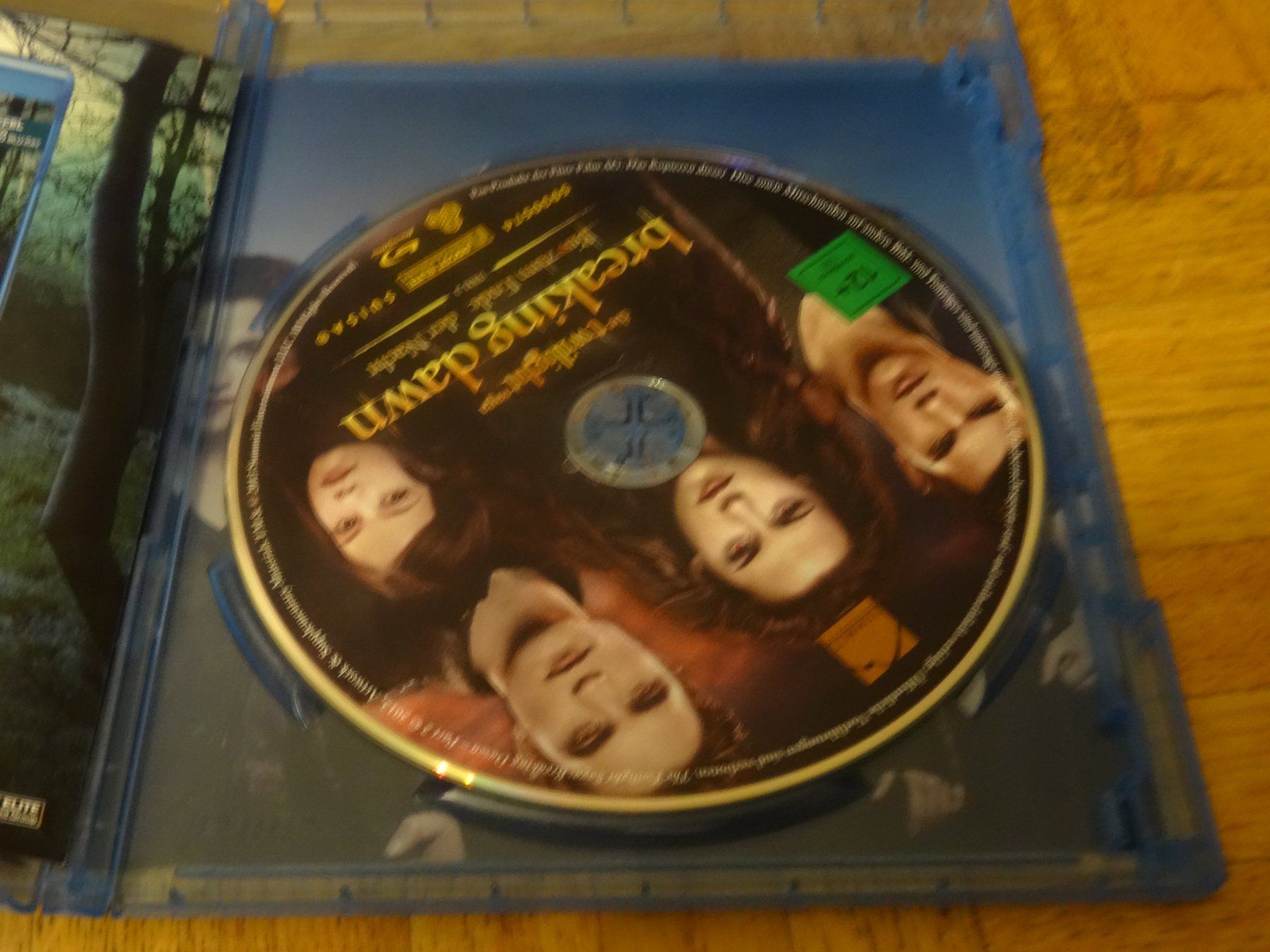 Alle DVDs: Twilight Breaking Dawn Teil 2 - Deluxe Fan Edition Blu-ray – Gebraucht aus Olten von Disc-Verkauf 1