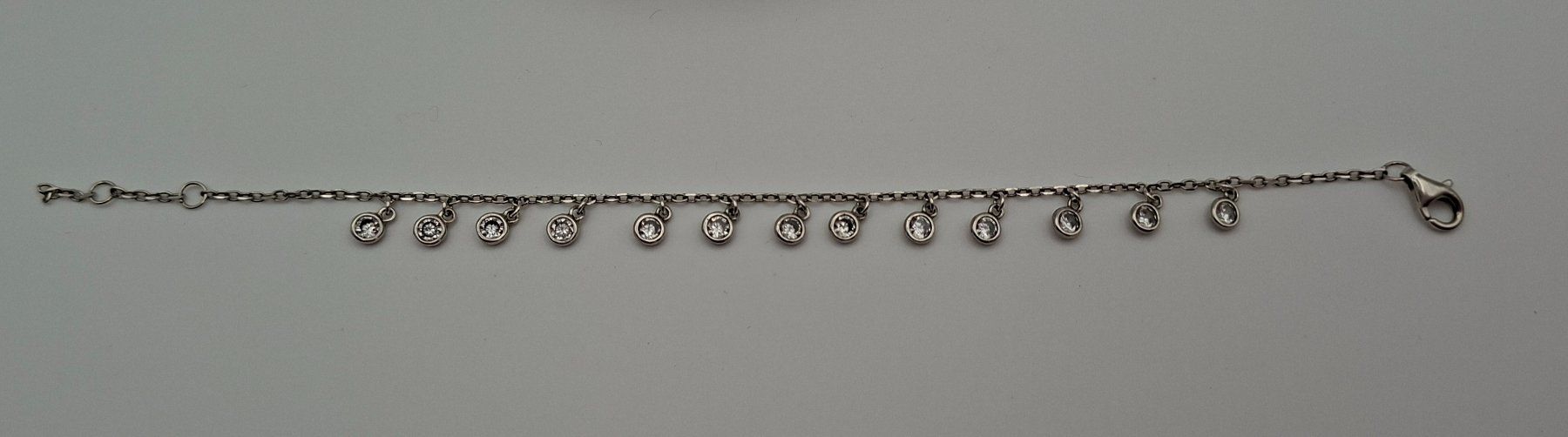 Armbänder & -reifen: Armband mit Zirkonia, Silber 925 – Gebraucht aus Kriens von Wolly85 2