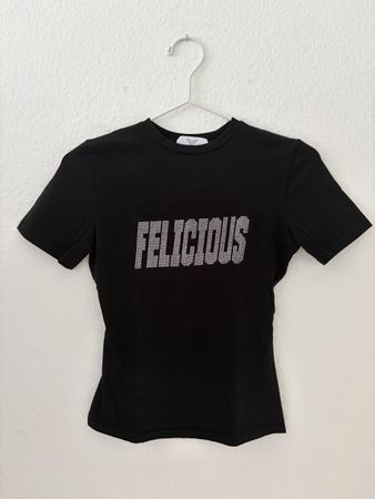Schwarzes Tshirt