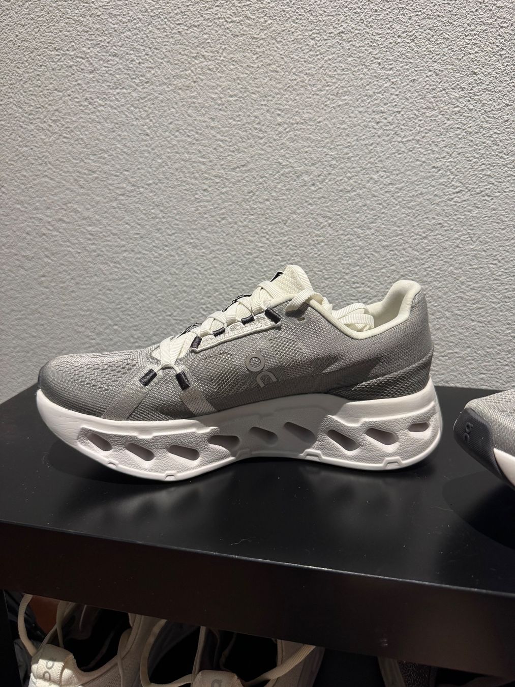 On Damenschuhe: On Running Cloudeclipse – Neu (gemäss Beschreibung) aus Zürich von SNovo 2