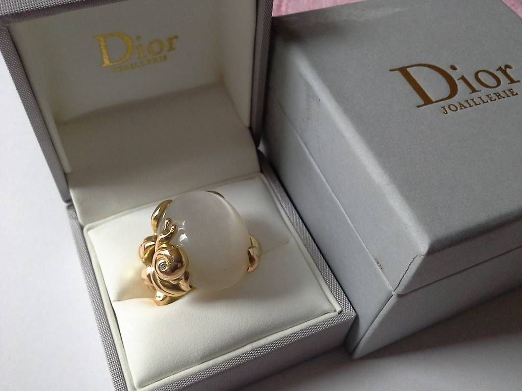 Dior Anelli: Bague Dior gourmande escargot taille 54 – Usato da Pully venduto da Occasions-luxe.Golay 1