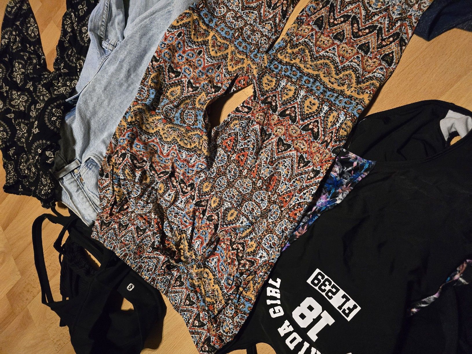 Lotti di vestiti: Damen Kleiderpaket Grösse S – Usato da Beckenried venduto da saranawi 6