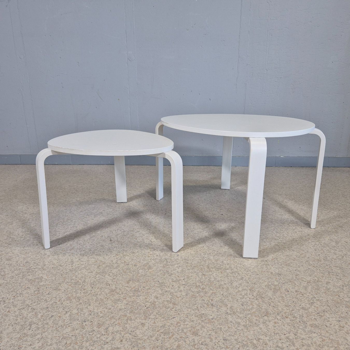 Ikea Tavoli: Set Ikea Svalsta 1999 Beistelltisch Coffee-Table weiss – Usato da Nottwil venduto da Wondewa-Shop