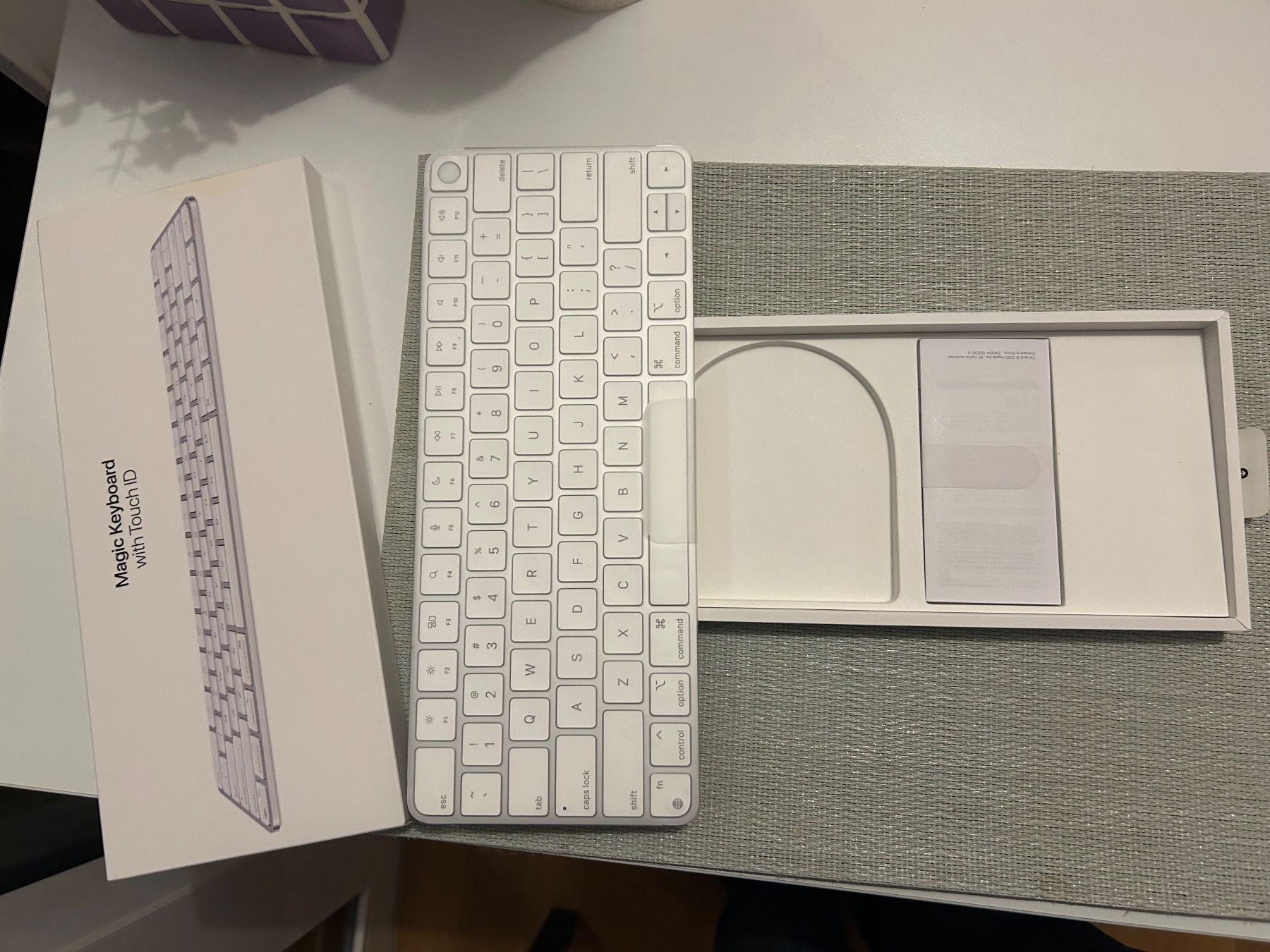 Apple Tastiere: Clavier Apple Magic Keyboard Touch ID occasion blanc – Usato da Orbe venduto da jjmc 2